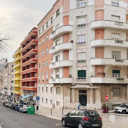 Soar L Fonte Luminosa L Homestay Lisbon