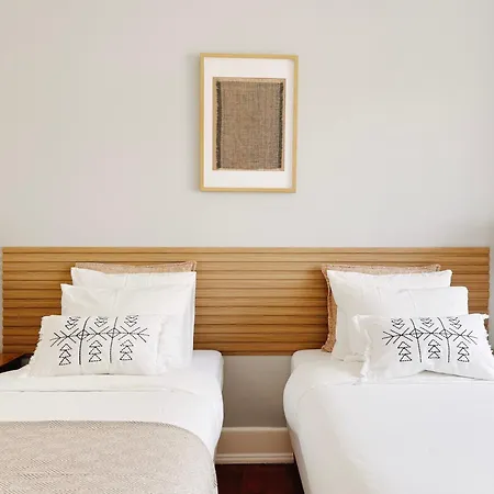 Soar L Fonte Luminosa L Homestay Lisbon