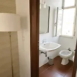 Soar L Olivais Airport L Premium Climate Comfort & Quick Airport Access Homestay Lisbon