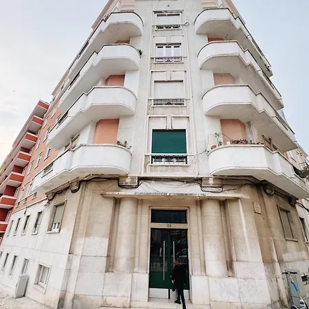 Soar L Fonte Luminosa L Quarto em Acomodações Particulares Lisboa