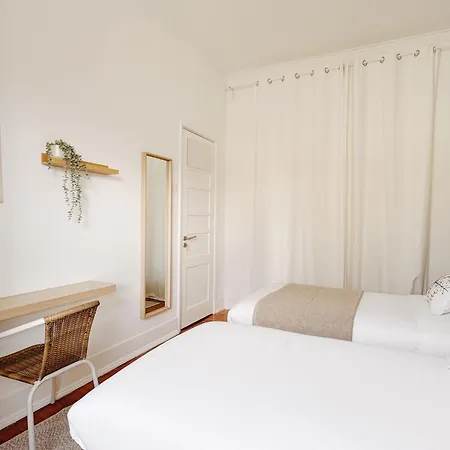Soar L Fonte Luminosa L Quarto em Acomodações Particulares